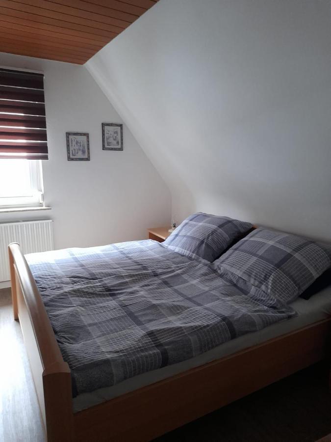 Ferienwohnung Am Brunnen Grossheubach Bagian luar foto