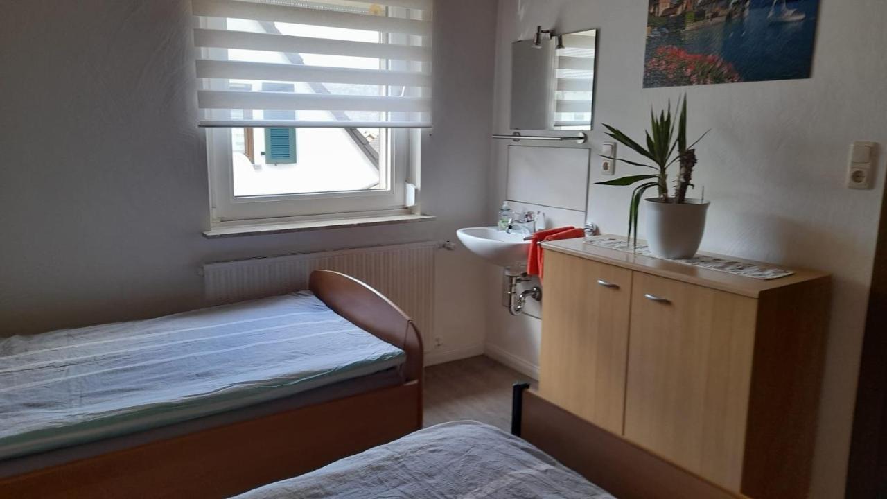 Ferienwohnung Am Brunnen Grossheubach Bagian luar foto