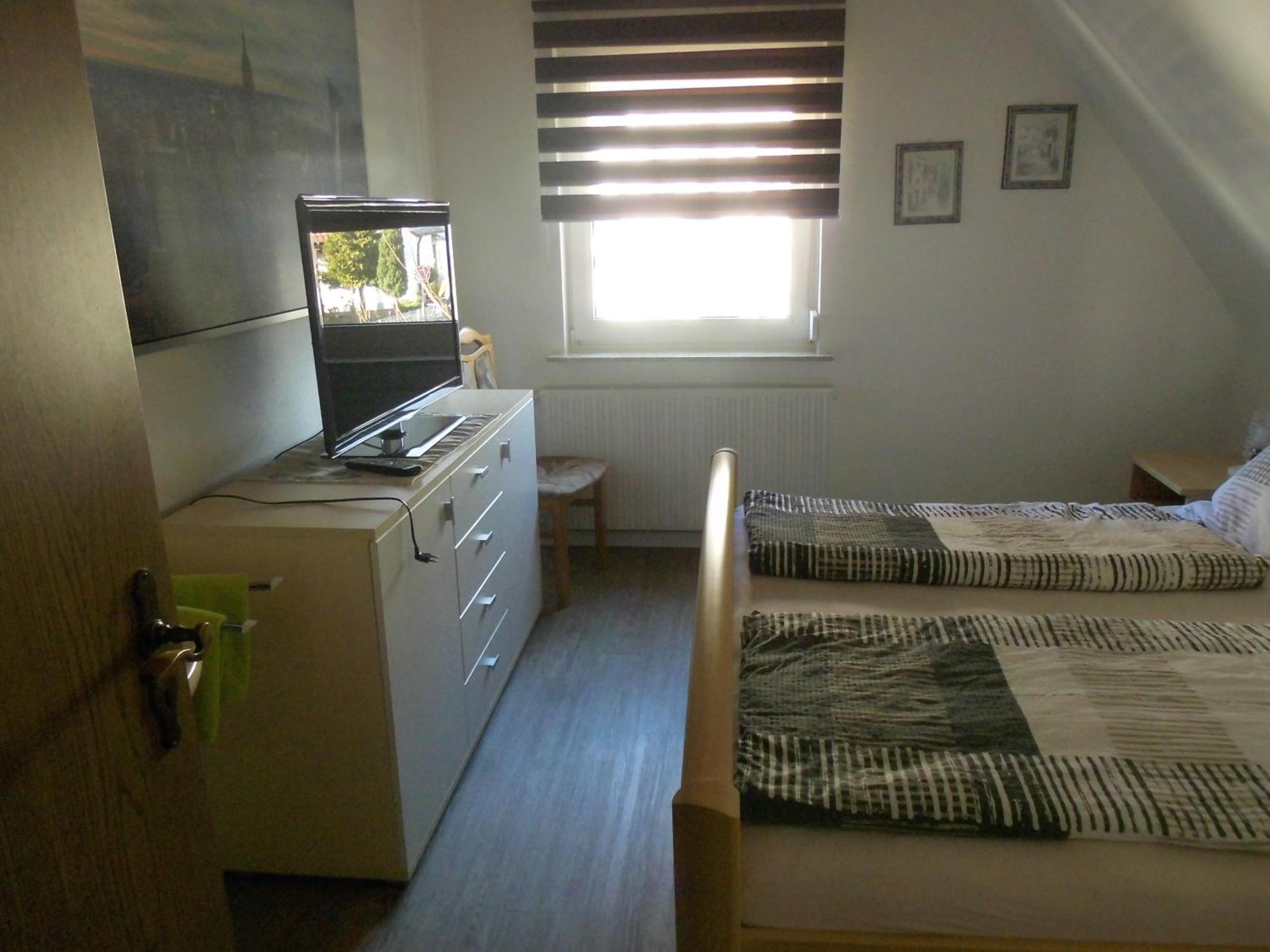 Ferienwohnung Am Brunnen Grossheubach Bagian luar foto